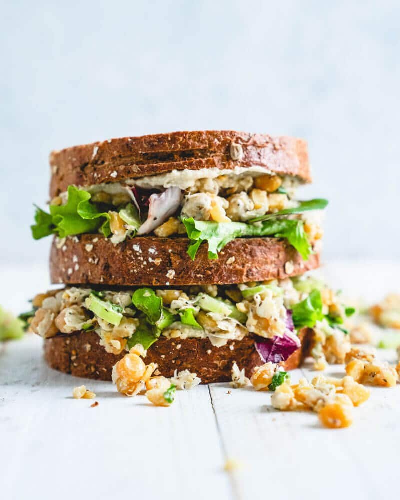 Chickpea salad sandwich | Vegetarian chicken salad sandwich | Easy lunch recipes