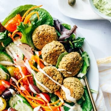 Falafel salad