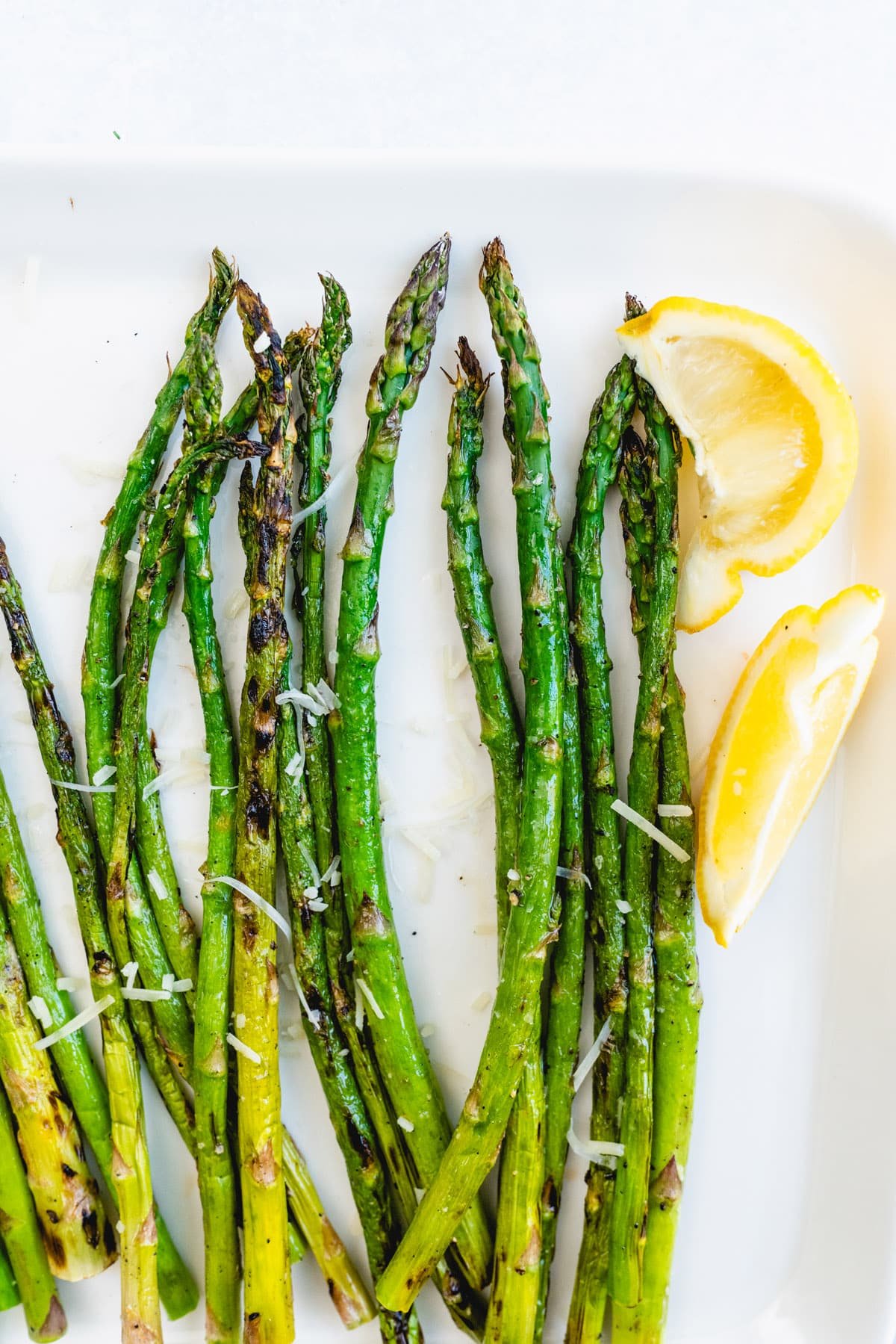 Grilled asparagus with Parmesan cheese and lemon.